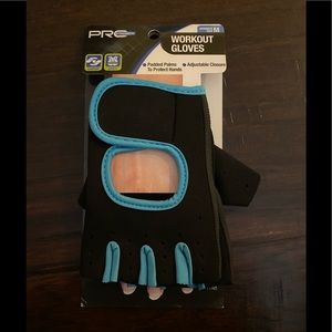 NEW Women’s Workout Gloves Sz Med